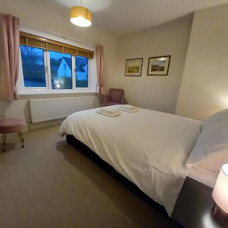 Вилла Grange Croft Ben Rhydding Экстерьер фото